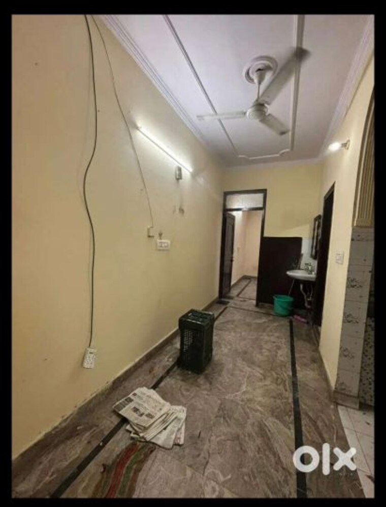 Bathroom, ramesh nagar 2.5 Bedroom 950 Sq.Ft. Builder Floor In Ramesh Nagar Delhi 9726763