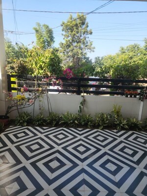 1.5 BHK Apartment – Exterior View View at JakhaN-Rajpur Road - for Rent