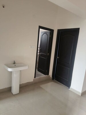 Room in 2 BHK Apartment at Swapnas Navya Classic, Bachupally – for Rent