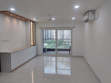 Room in 3 BHK Apartment at Prestige Tranquil, Kokapet – for Rent