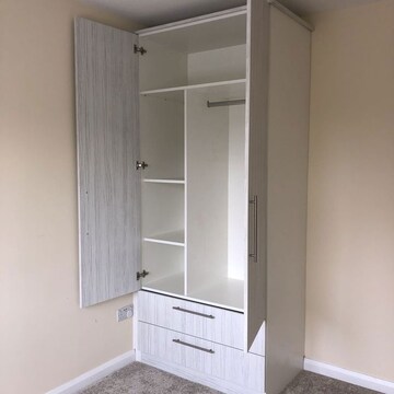 Room in  Pg at Viraj Khand – for Rent