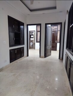3 BHK + Extra Room Builder Floor For Rent in Chittaranjan Park