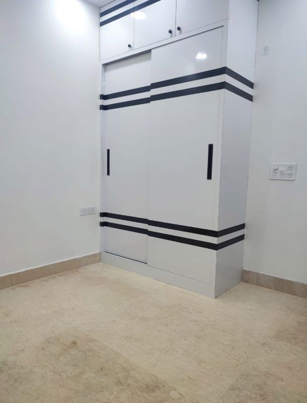 3 BHK + Extra Room Builder Floor For Rent in Chittaranjan Park