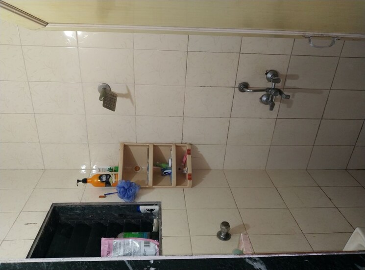 Attached Bathroom, kulswamini-chs 1.5 Bedroom 480 Sq.Ft. Apartment In Airoli Sector 20 Navi Mumbai 9726823