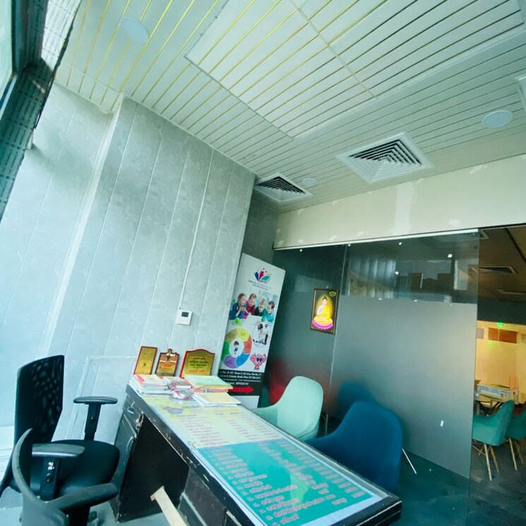 Team Area, dah-greentech-nx-one Commercial Office Space in IT/SEZ 856 Sq.Ft. In Amrapali Dream Valley Greater Noida 9726842