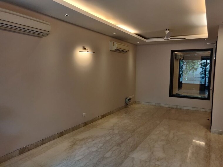 Room, panchsheel enclave 3 Bedroom 2400 Sq.Ft. Apartment In Panchsheel Enclave Delhi 9726858