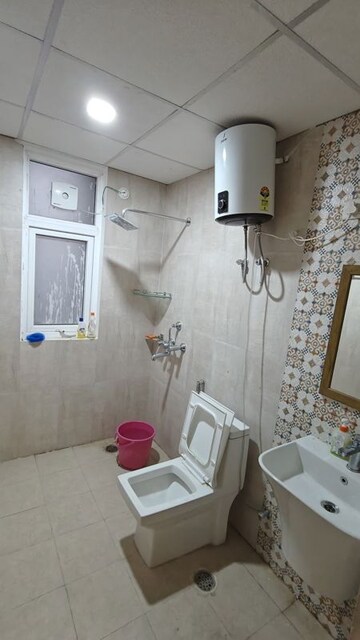 Master Bedroom in 3 BHK Apartment at Ansal API Celebrity Garden Block J, Sushant Golf City – for Rent