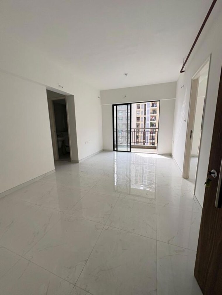 Living Room, runwal-gardens-phase-2 1 Bedroom 400 Sq.Ft. Apartment In Kalyan Shilphata Road Thane 9726873