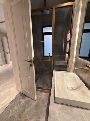 Bathroom in 3 BHK Builder Floor at Safdarjung Enclave – for Sale