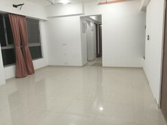 2 BHK + Extra Room Apartment For Rent in Lodha Amara Tower 44
