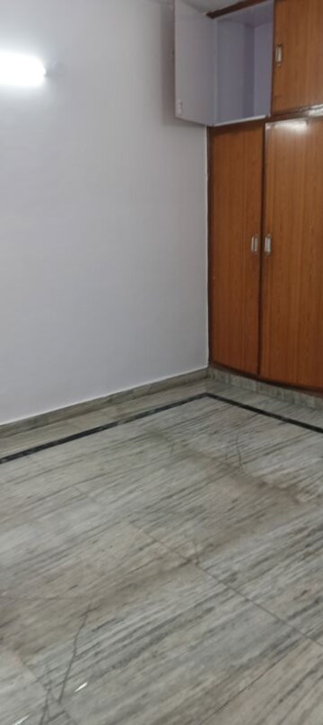 2 BHK Builder Floor For Rent in RWA Apartments Sector 51, Sector 51