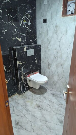 Bathroom in 1.5 BHK Builder Floor at RWA Apartments Sector 12, Sector 12 – for Rent