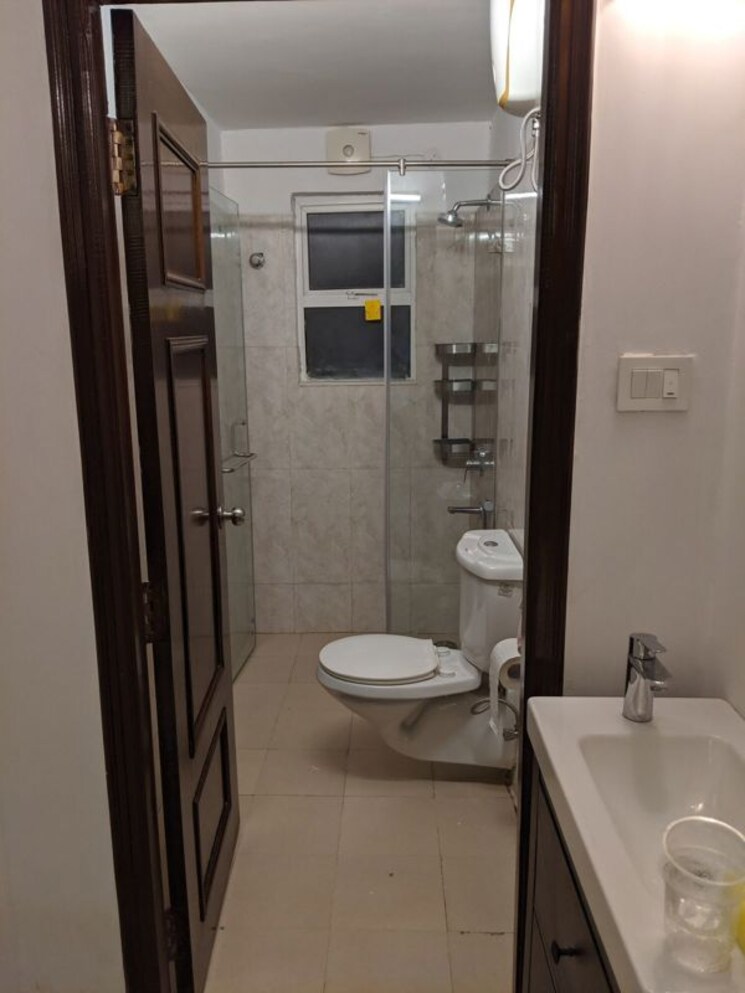 Bathroom, aditya-empress-towers 3 Bedroom 1575 Sq.Ft. Apartment In Shaikpet Hyderabad 9726975