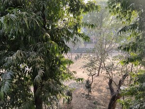 Master Bedroom in 3 BHK Builder Floor at Sector 15 – for Rent