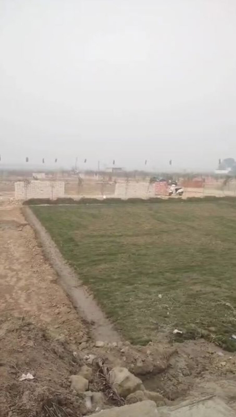 undefined, tappal  100 Sq.Yd. Plot In Tappal Aligarh 9727004