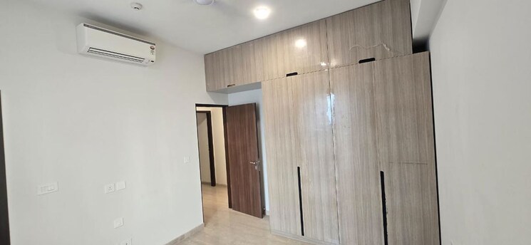 Room, k-raheja-modern-vivarea 3.5 Bedroom 2400 Sq.Ft. Apartment In Mahalaxmi Mumbai 9727013