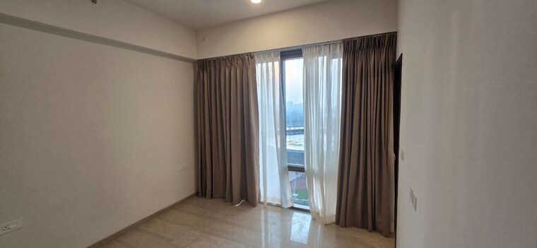 Room, k-raheja-modern-vivarea 3.5 Bedroom 2400 Sq.Ft. Apartment In Mahalaxmi Mumbai 9727013