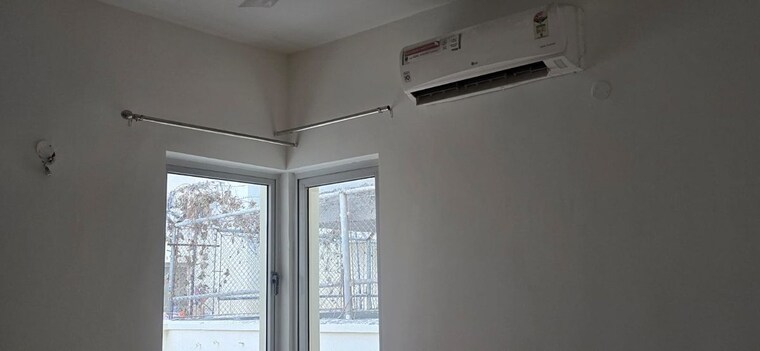 Room, vatika-signature-villas 3.5 Bedroom 3000 Sq.Ft. Villa In Sector 82 Gurgaon 9727015