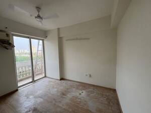 Room in 3 BHK Apartment at Mapsko Royale Ville, Sector 82 – for Sale