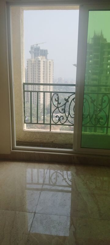 Room in 1 BHK Apartment at Siddhi Highland Springs, Dhokali – for Sale