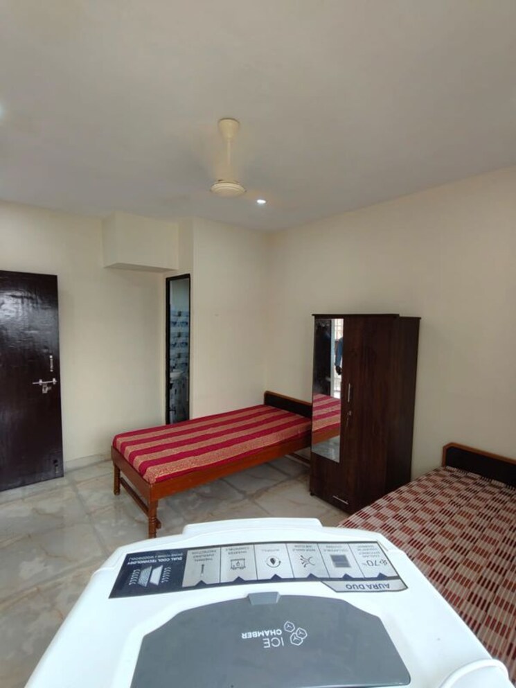 Bedroom, apex-anuradha-apartments 2 Bedroom 1000 Sq.Ft. Apartment In Paschim Vihar Delhi 9727045