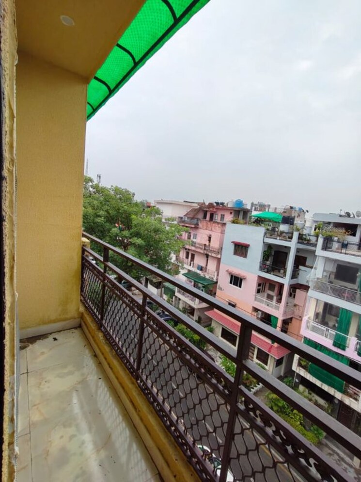 Balcony, apex-anuradha-apartments 2 Bedroom 1000 Sq.Ft. Apartment In Paschim Vihar Delhi 9727045