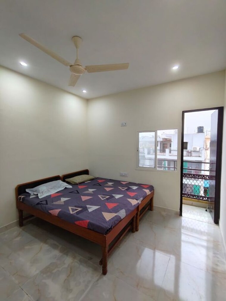 Bedroom, apex-anuradha-apartments 2 Bedroom 1000 Sq.Ft. Apartment In Paschim Vihar Delhi 9727045