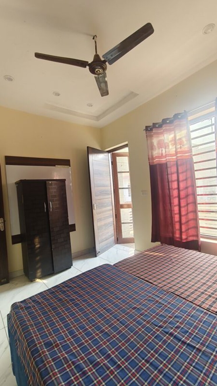 Bedroom, kharar mohali road 2 Bedroom 900 Sq.Ft. Apartment In Kharar Mohali Road Kharar 9727061