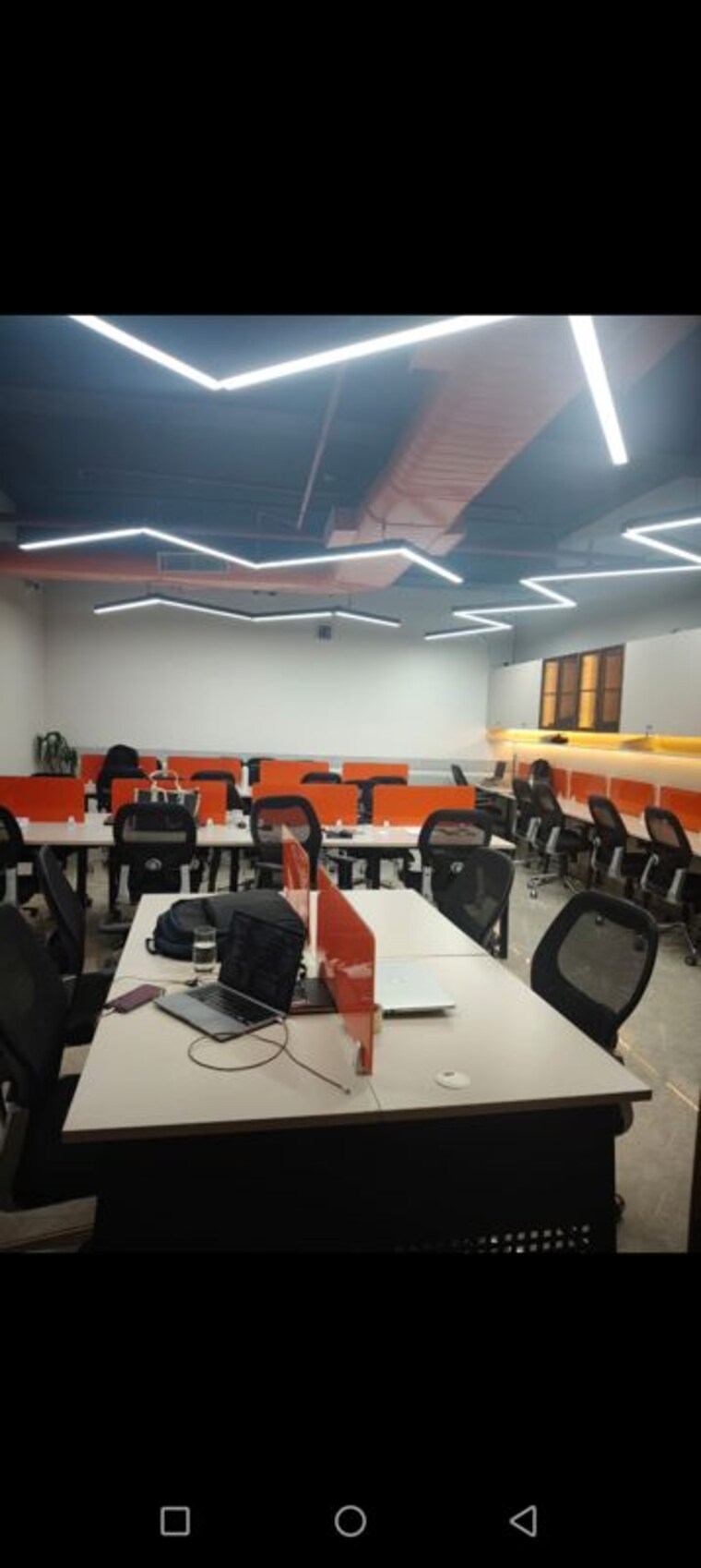 Team Area, spaze-itech-park Commercial Office Space 2175 Sq.Ft. In Sector 49 Gurgaon 9727063
