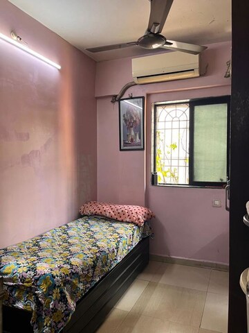 Bedroom in 1.5 BHK Apartment at Someshwar CHS, Vashi Sector 14 – for Rent