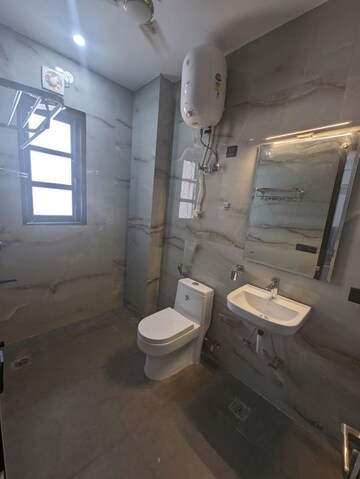 Bathroom in 3 BHK Builder Floor at South City 1 – for Rent