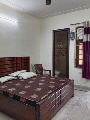 Bedroom in 2 BHK Builder Floor at Sector 27 – for Rent