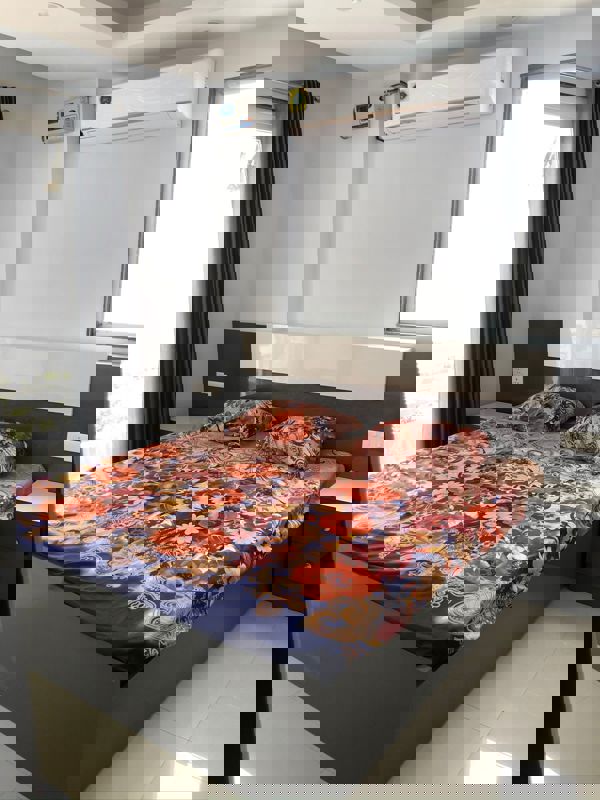 1 BHK Builder Floor For Rent in Sector 42, Golf Course ro