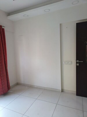 Room in 2 BHK Apartment at Kolte Patil Western Avenue, Wakad – for Rent