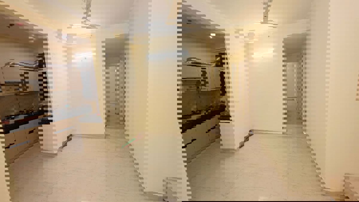 2 BHK 1150 Sq.Ft. Apartment in Omaxe R2