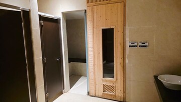 Building Lobby in 2 BHK Apartment at Omaxe R2, Gomti Nagar – for Sale