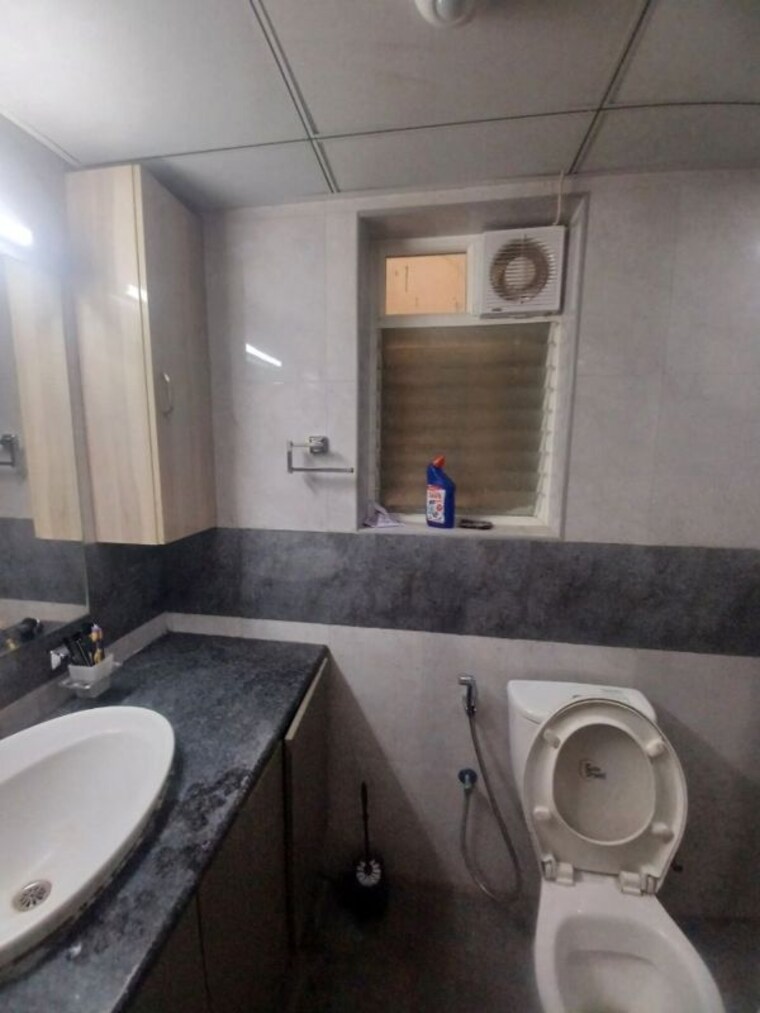 Bathroom, casagrand-lorenza 2 Bedroom 1070 Sq.Ft. Apartment In Kogilu Bangalore 9727179