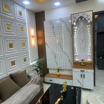 Team Area in 3 BHK Builder Floor at Vipin Garden – for Sale