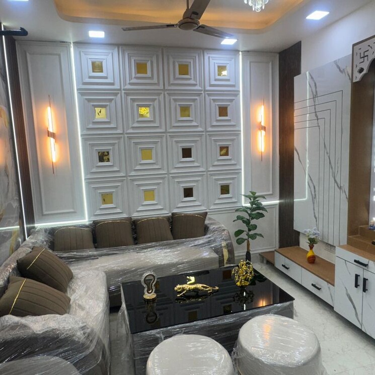 Living Room, vipin garden 3 Bedroom 60 Sq.Yd. Builder Floor In Vipin Garden Delhi 9727201