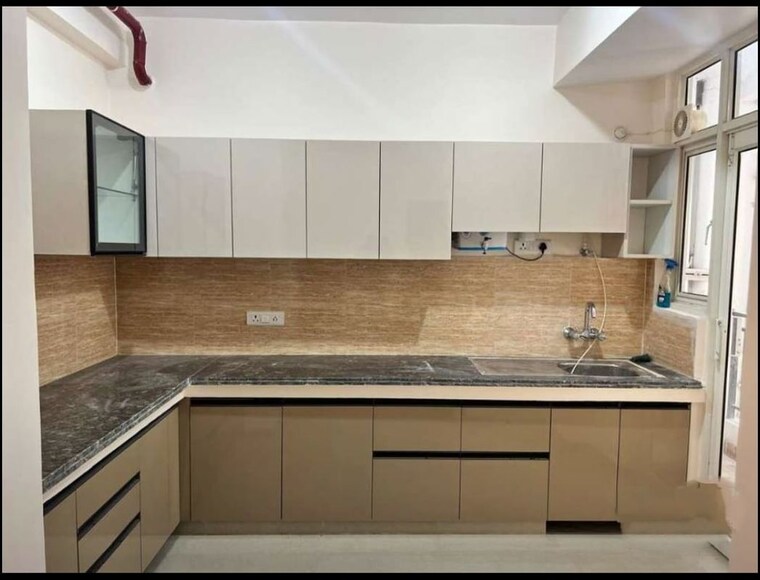 Kitchen, tata-primanti-villas 5 Bedroom 7000 Sq.Ft. Villa In Sector 72 Gurgaon 9727221