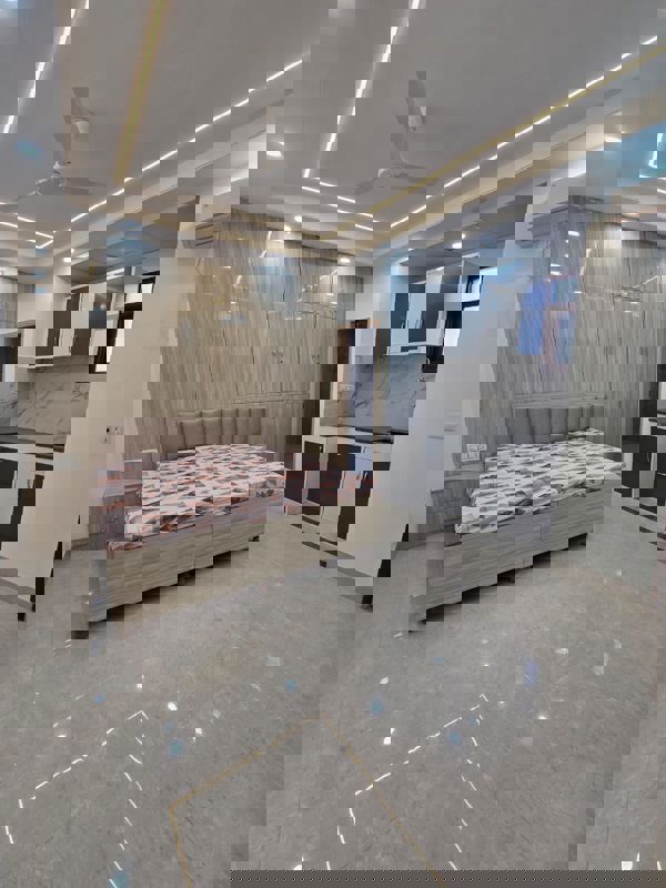 3 BHK + Servant Room Apartment For Sale in Central Park I