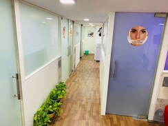 Retail Shop For Rent in Satra Plaza