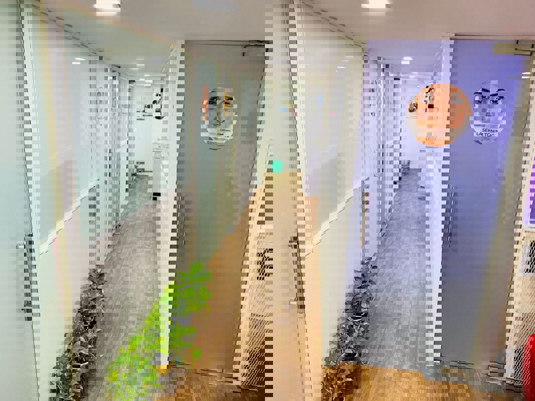 Retail Shop For Rent in Satra Plaza