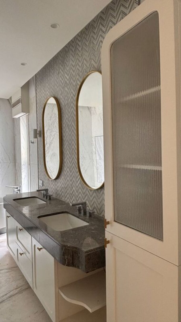 Bathroom, bhartiya-city-leela-residences 4 Bedroom 4112 Sq.Ft. Apartment In Thanisandra Main Road Bangalore 9727226