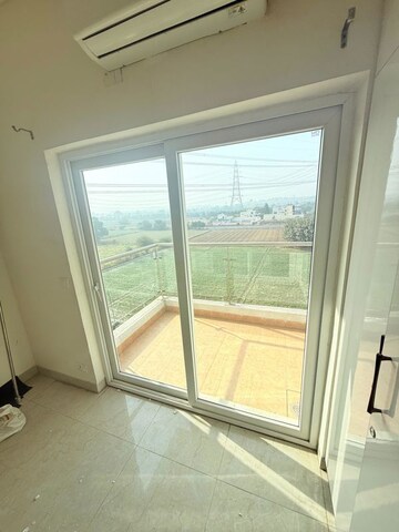 Balcony in 2.5 BHK Apartment at Shree Vardhman Victoria, Sector 70 – for Rent