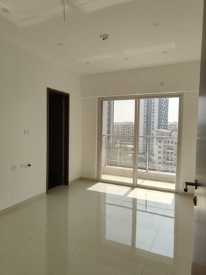 Room in 3 BHK Apartment at Millennium Emirus, Wakad – for Sale