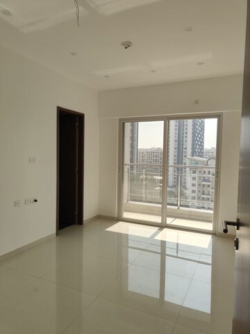 Room in 3 BHK Apartment at Millennium Emirus, Wakad – for Sale