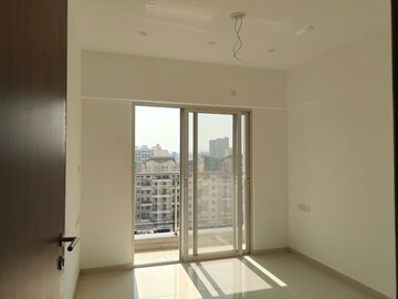 Room in 3 BHK Apartment at Millennium Emirus, Wakad – for Sale