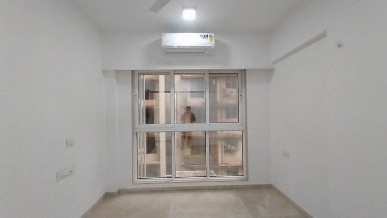 Room, vile parle east 2 Bedroom 600 Sq.Ft. Apartment In Vile Parle East Mumbai 9727252