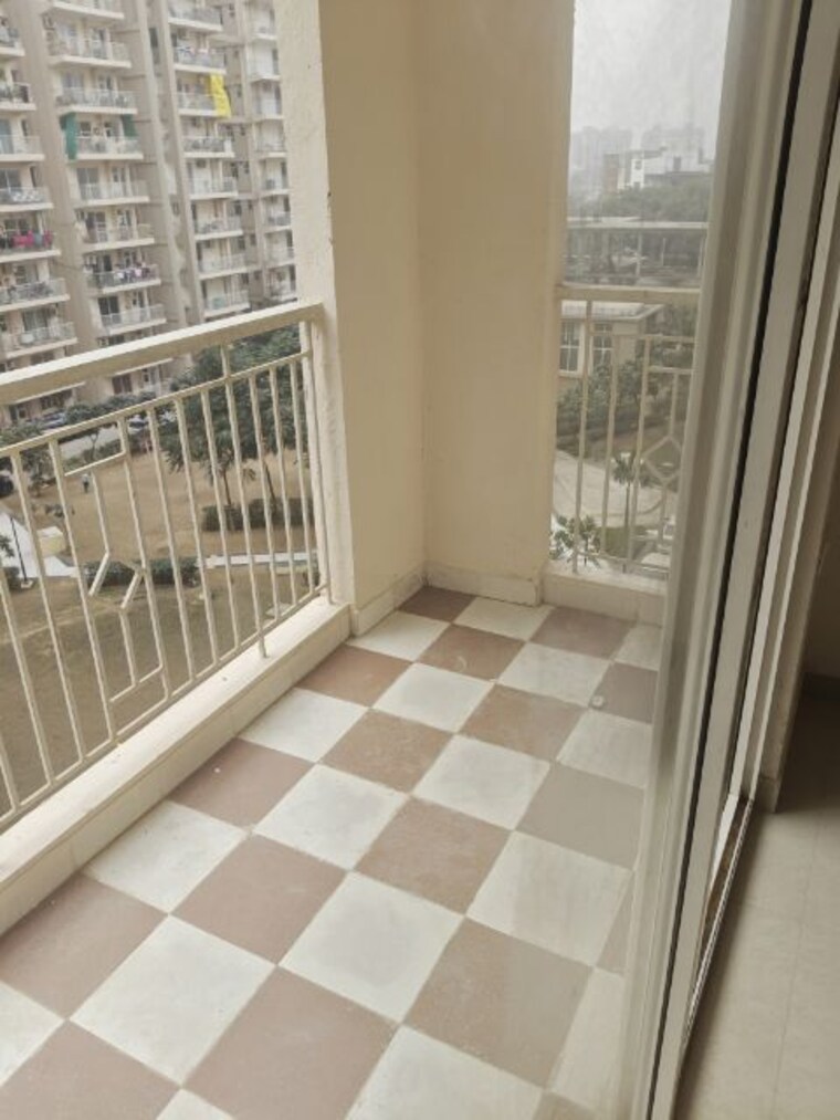 Balcony, shree-vardhman-green-court 2 Bedroom 626 Sq.Ft. Apartment In Sector 90 Gurgaon 9727271